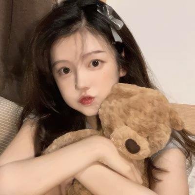 情陷美人鱼 封面